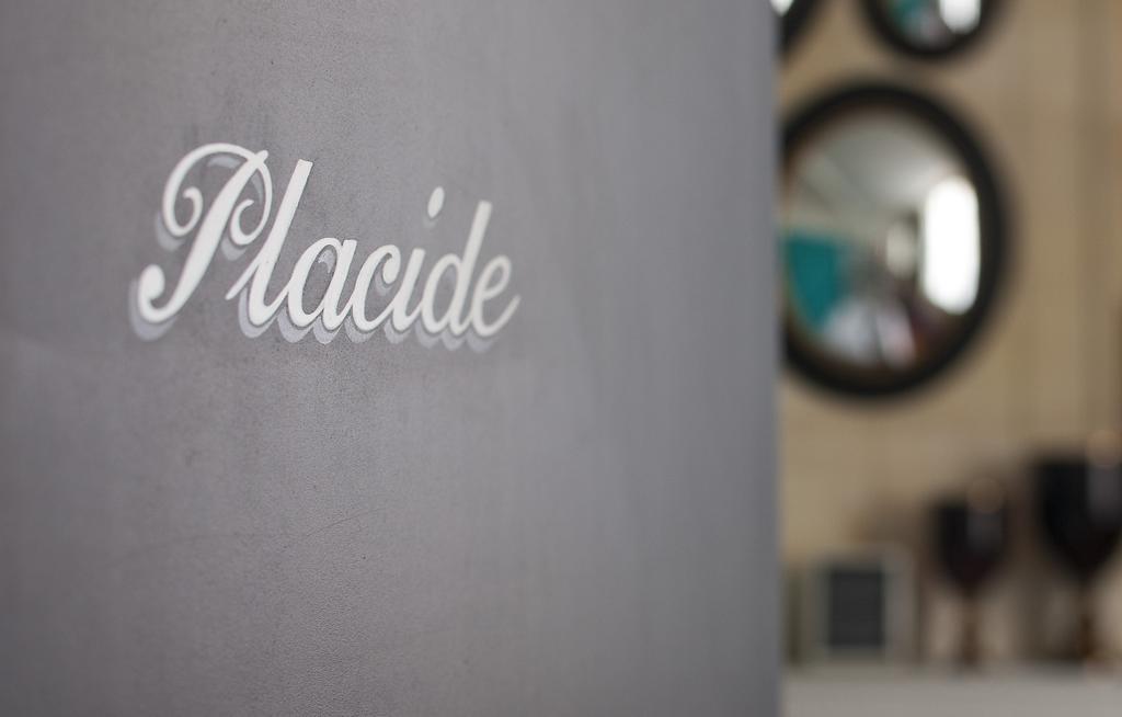 Une Chambre Chez Dupont Bordeaux Szoba fotó